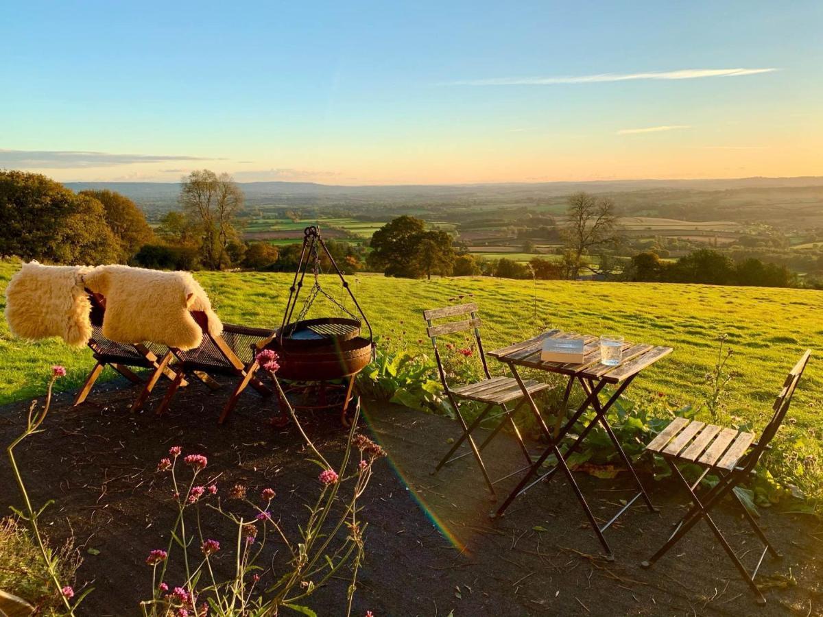 Tilbury Shepherd Huts With Hot Tubs Plus Holiday Cottages West Bagborough Luaran gambar